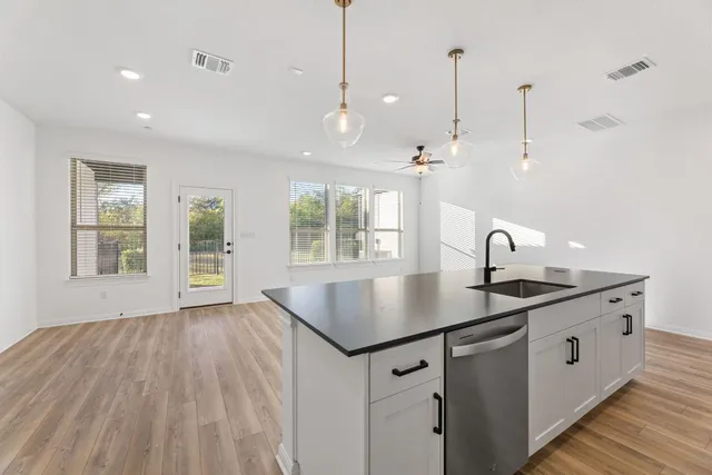 $2,200 | 2725 Woodall Drive, Unit 1103, Cedar Park, TX 78613