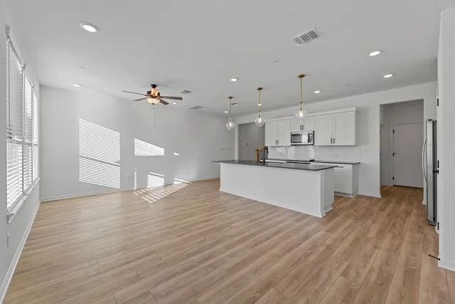 $2,200 | 2725 Woodall Drive, Unit 1103, Cedar Park, TX 78613