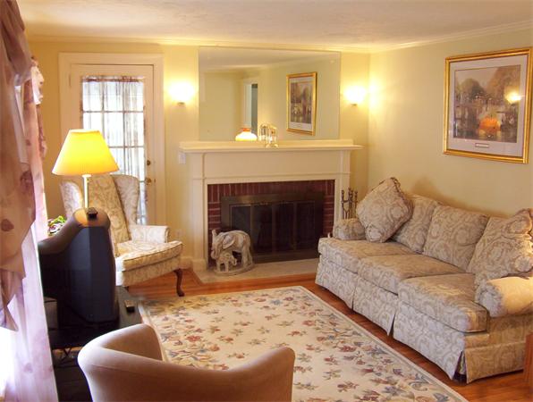 200 Barbara Road Waltham, MA 02453 - Photo 2 of 19 Gallery Image 2