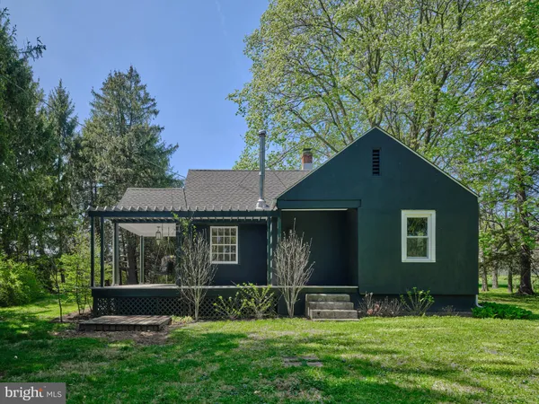 $3,450 | 5113 Anderson Road, Unit COTTAGE, Doylestown, PA 18902