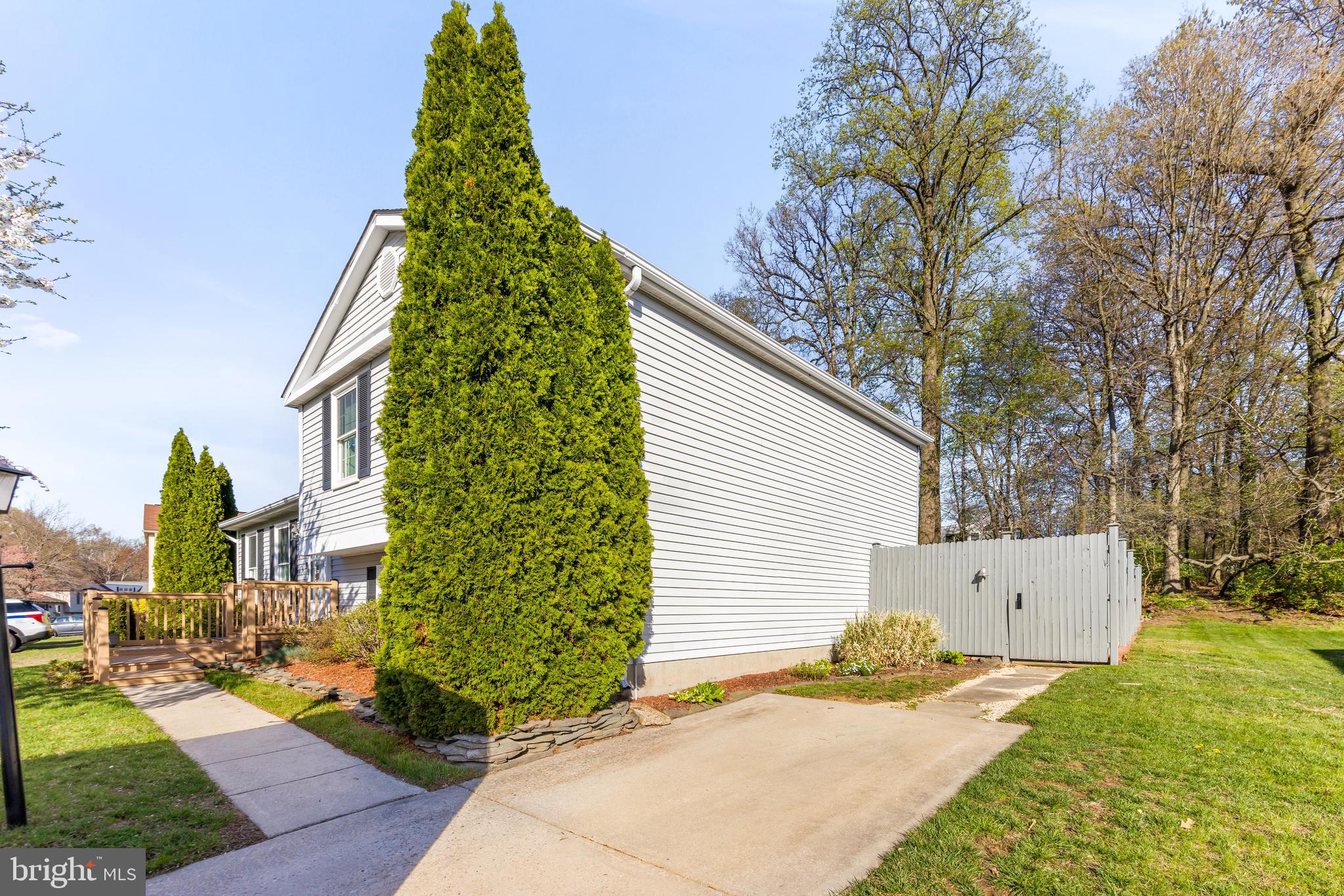 15 Yew Road Baltimore, MD 21221 - Photo 3 of 61