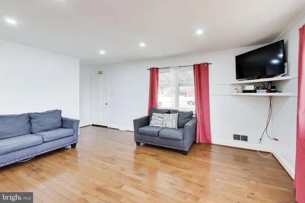 $420,000 | 1028 Ward Street, Laurel, MD 20707