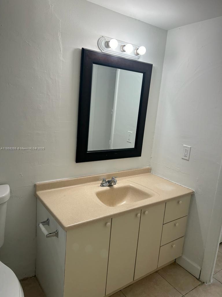 15600 Northwest 7th Avenue, Unit 805 Miami, FL 33169 - Photo 10 of 19