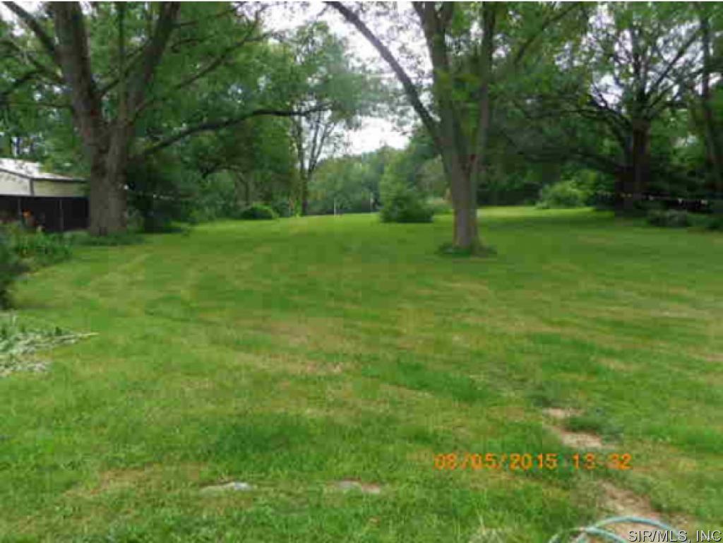 608 Eiler Road Belleville, IL 62223 - Photo 3 of 11 Gallery Image 3