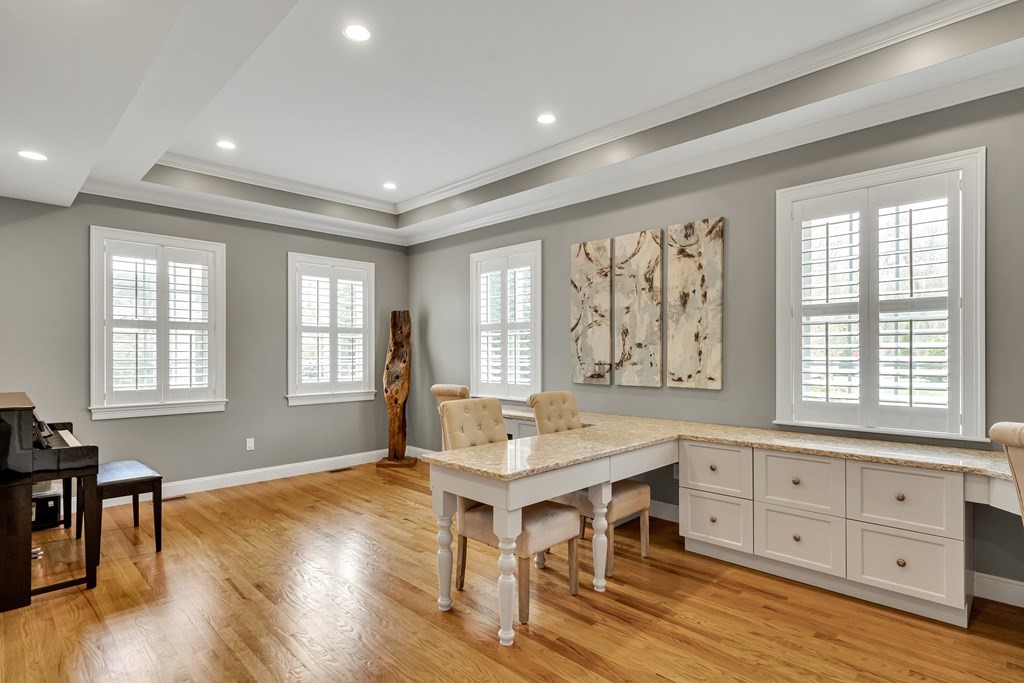 8 Carter Drive Natick, MA 01760 - Photo 12 of 36