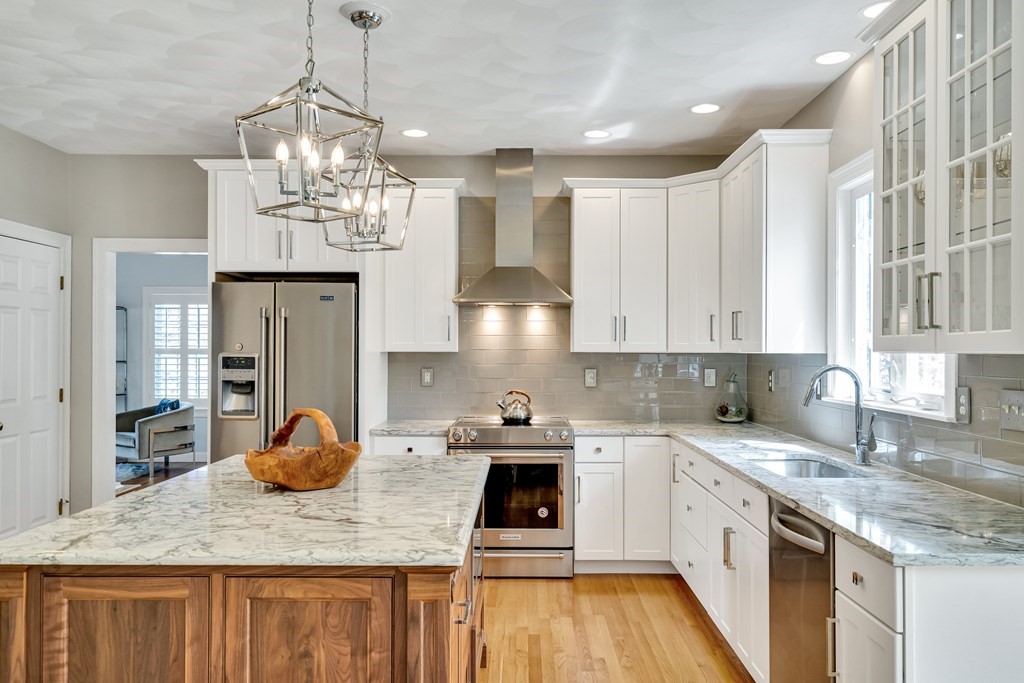 8 Carter Drive Natick, MA 01760 - Photo 7 of 36