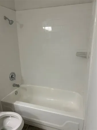 $110,000 | 9700 Leawood Boulevard, Unit 1407, Houston, TX 77099
