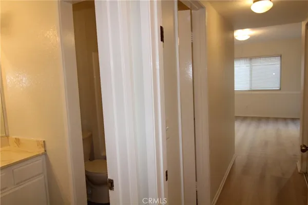$2,475 | 955 East 3rd Street, Unit 204, Long Beach, CA 90802