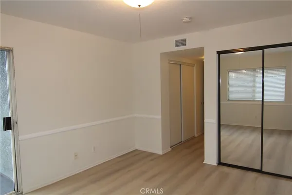 $2,475 | 955 East 3rd Street, Unit 204, Long Beach, CA 90802