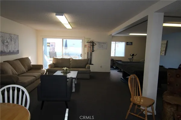 $2,475 | 955 East 3rd Street, Unit 204, Long Beach, CA 90802