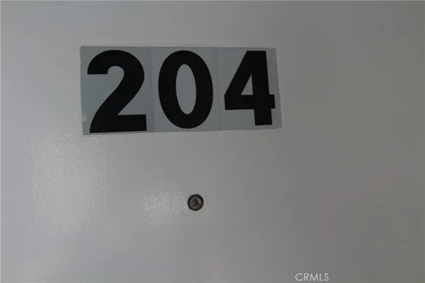 $2,475 | 955 East 3rd Street, Unit 204, Long Beach, CA 90802
