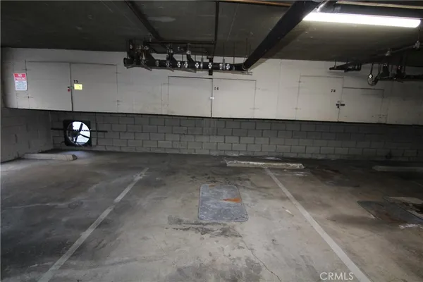 $2,475 | 955 East 3rd Street, Unit 204, Long Beach, CA 90802