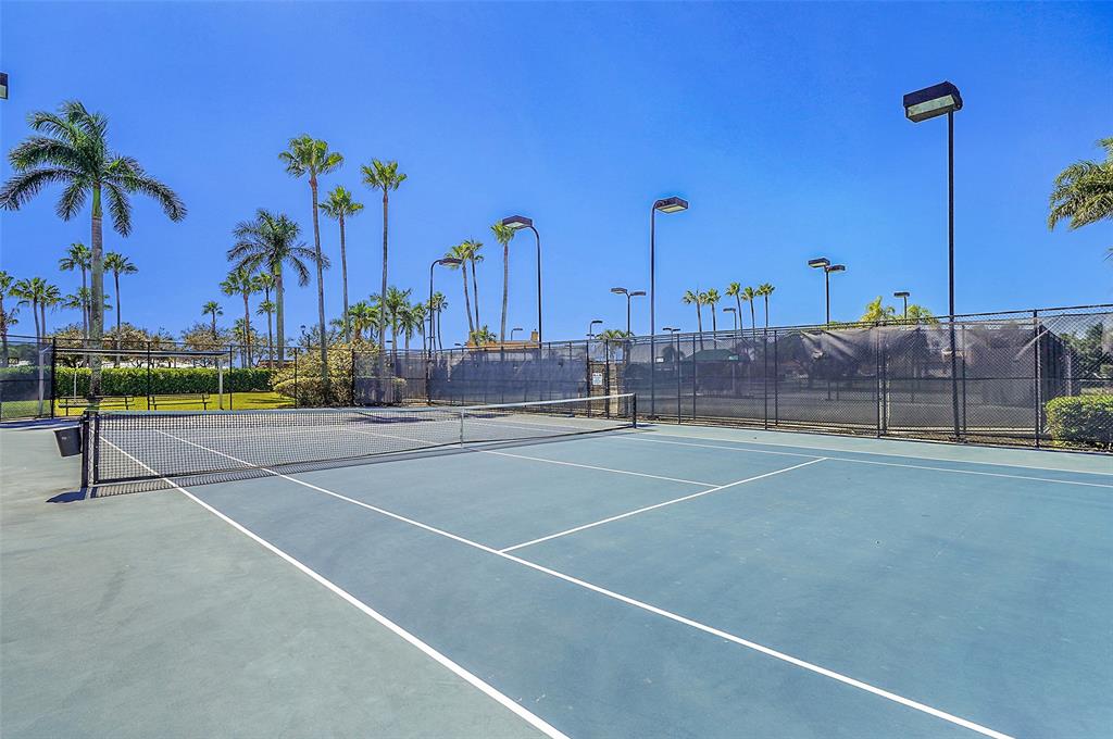 2634 Southwest 188th Avenue, Unit 2634 Miramar, FL 33029 - Photo 39 of 48 a view of a basket ball ground