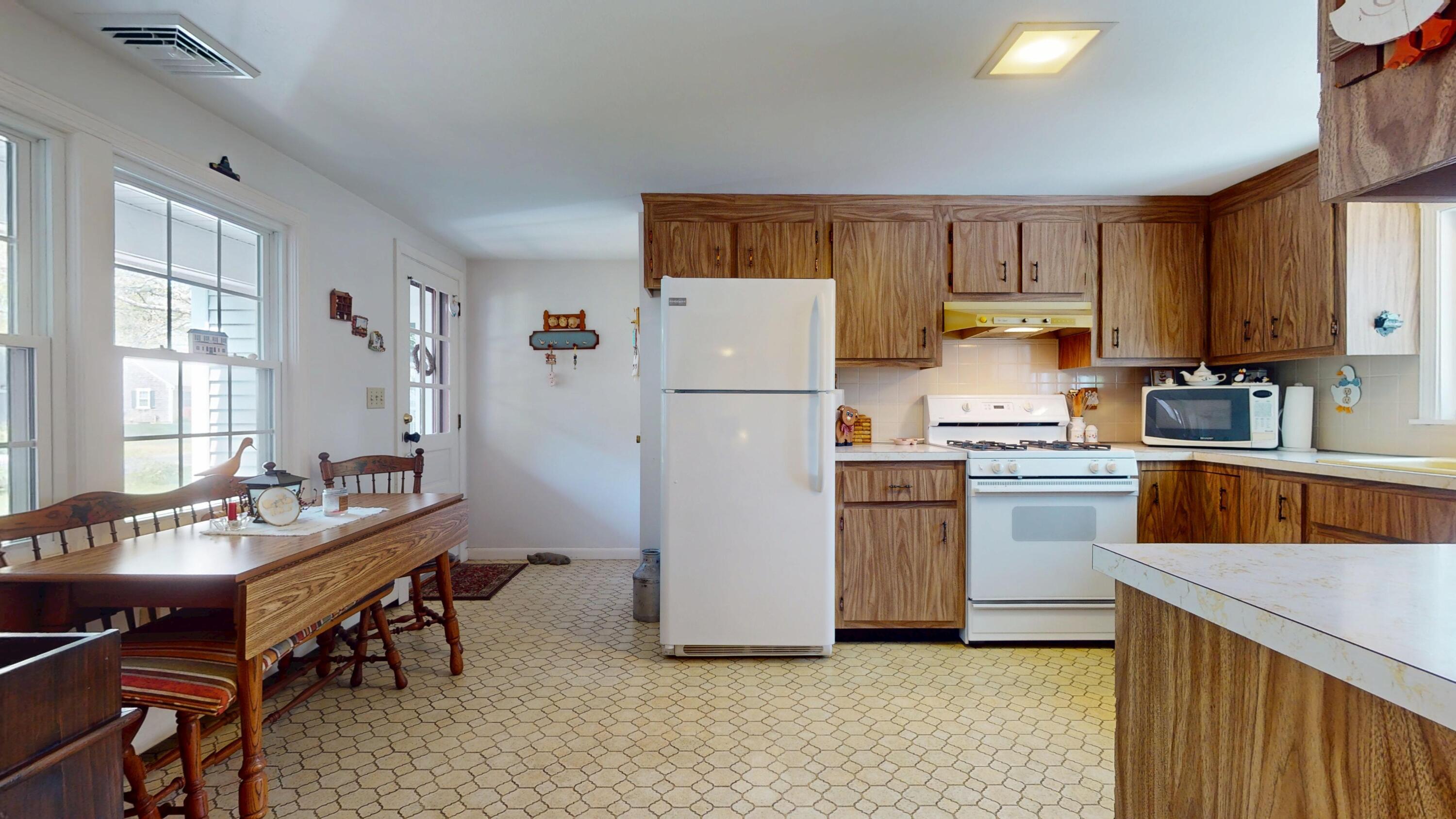 11 Widgeon Lane West Yarmouth, MA 02673 - Photo 14 of 39 11-Widgeon-Lane-Yarmouth-05182026_171110