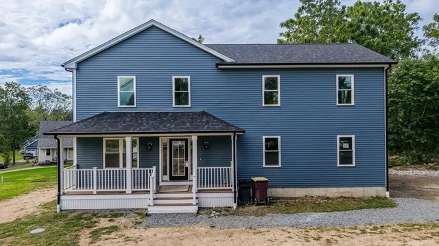 $674,000 | 661 Main Street, Acushnet, MA 02743