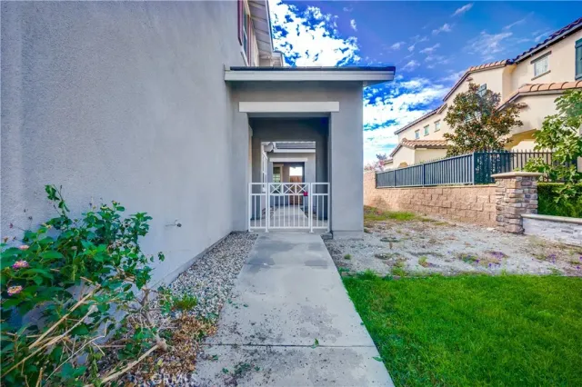 a view of an empty room with window