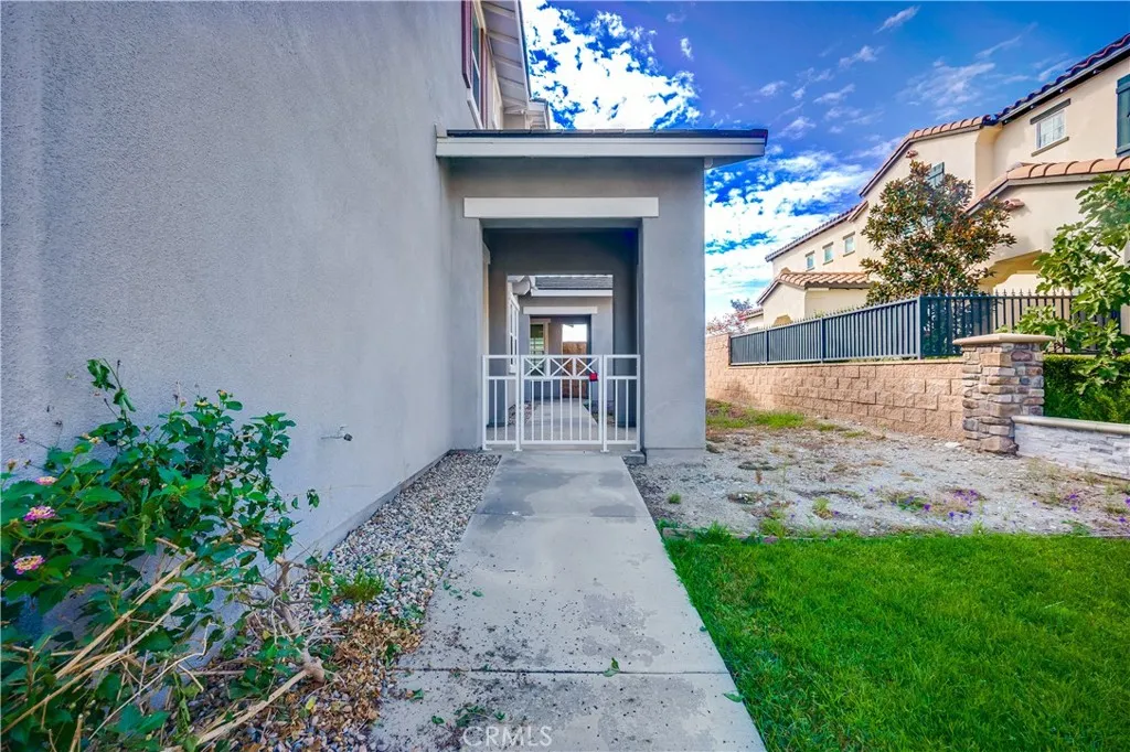 12421 Alamo Drive Rancho Cucamonga, CA 91739 - Photo 6 of 55