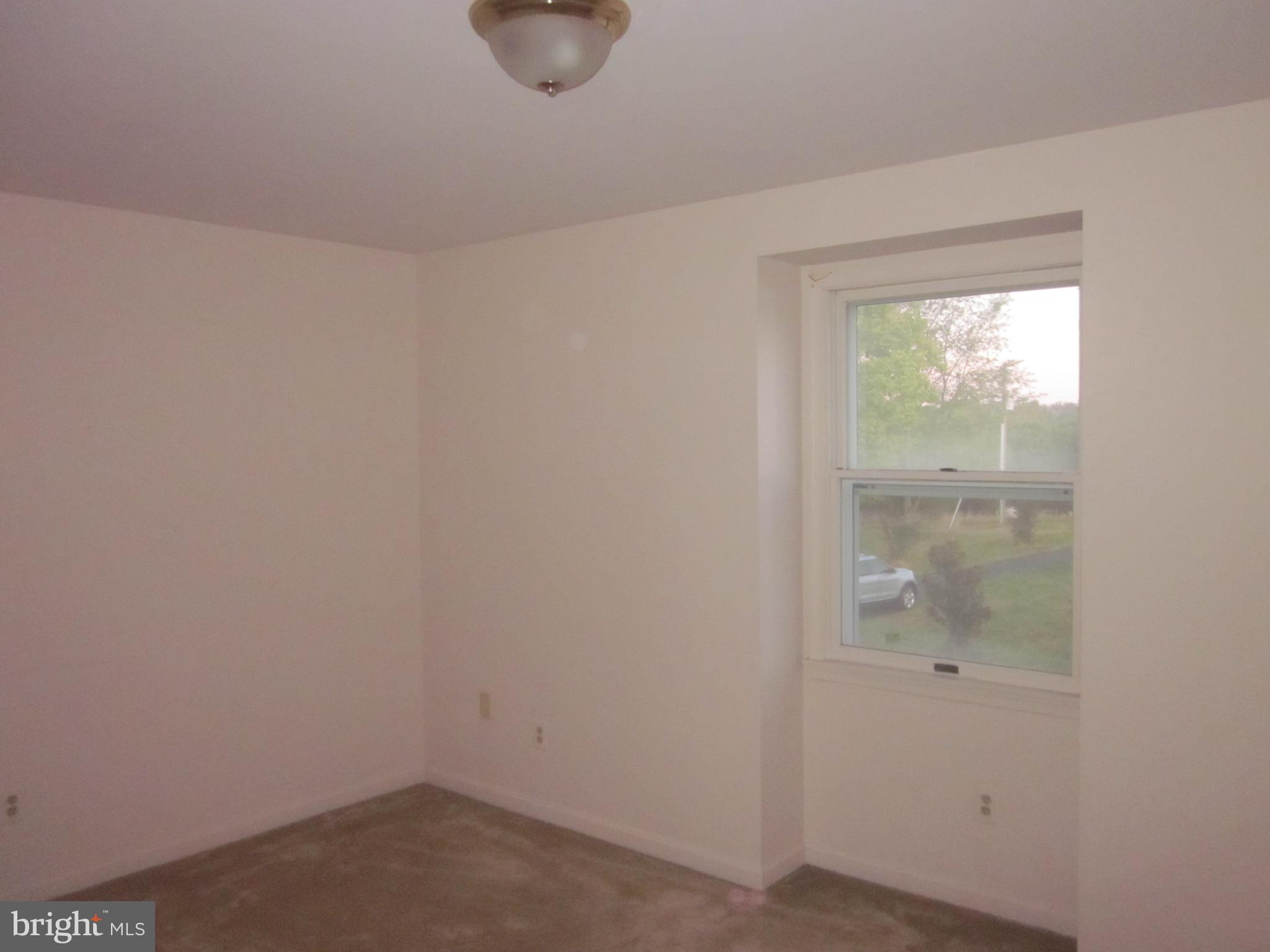 18766 Woodburn Road Leesburg, VA 20175 - Photo 30 of 33 Bedroom