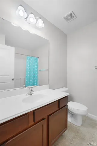 $296,000 | 2002 Chestnut Pines Court, St. Peters, MO 63376