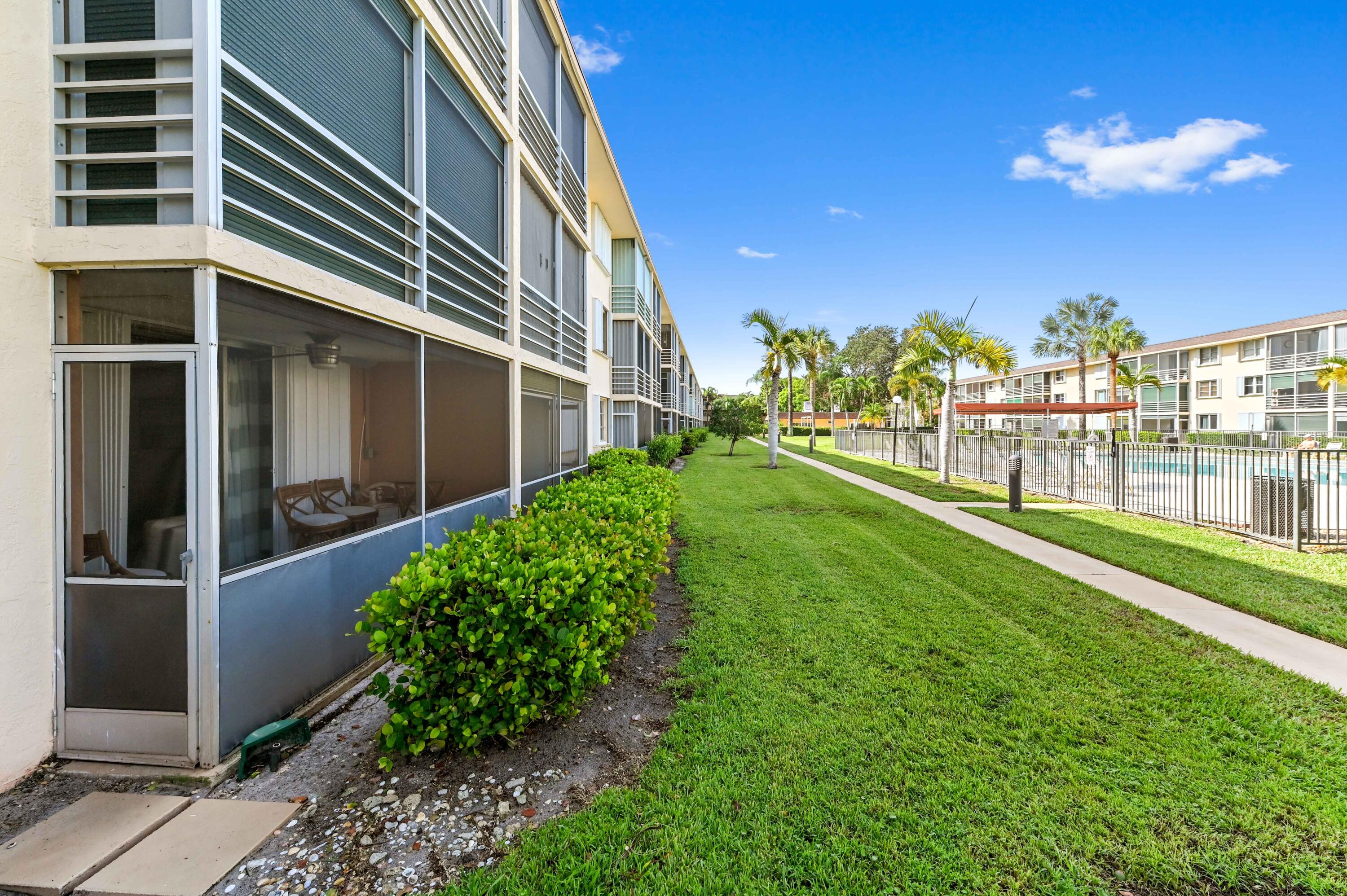 4500 North Federal Highway, Unit 147F Lighthouse Point, FL 33064 - Photo 20 of 28 22 Rear 01