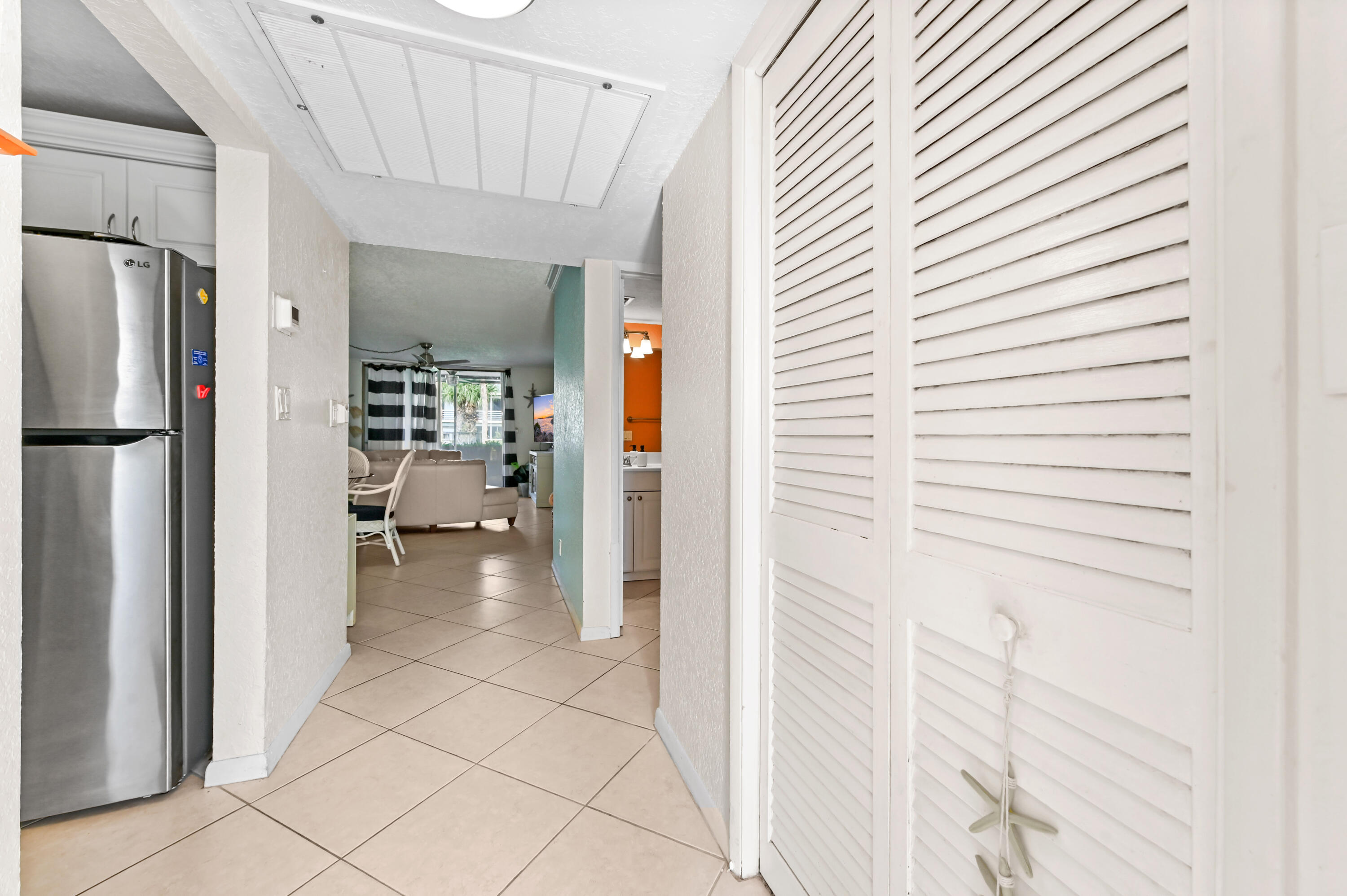 4500 North Federal Highway, Unit 147F Lighthouse Point, FL 33064 - Photo 4 of 28 04 Entry 01