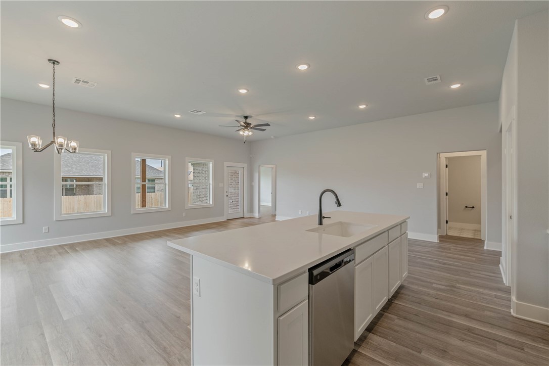 2811 Spector Drive Bryan, TX 77808 - Photo 10 of 23