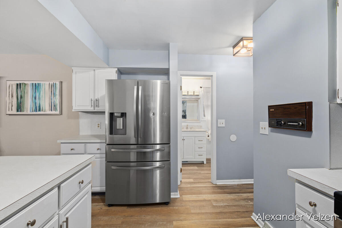 1532 Andover Street Southwest Wyoming, MI 49509 - Photo 13 of 34 IMG_1015