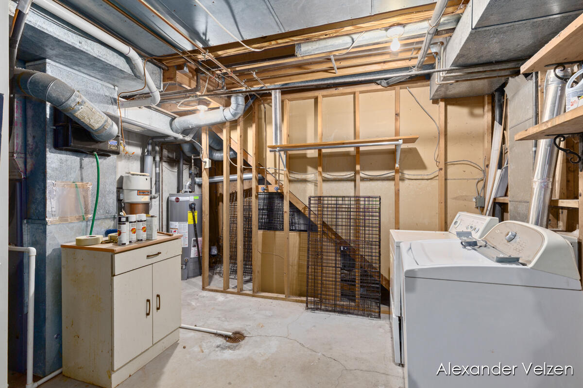 1532 Andover Street Southwest Wyoming, MI 49509 - Photo 28 of 34 IMG_1030