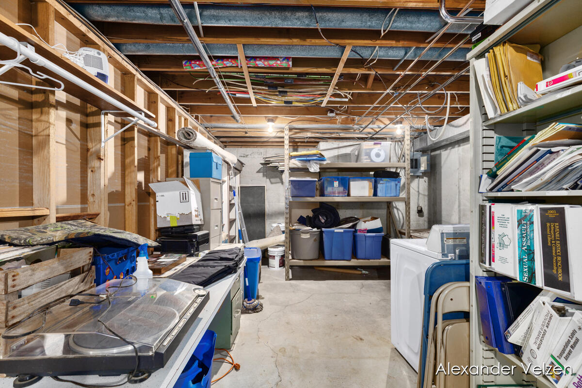 1532 Andover Street Southwest Wyoming, MI 49509 - Photo 29 of 34 IMG_1031