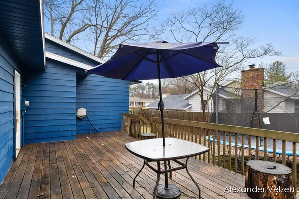 $329,900 | 1532 Andover Street Southwest, Wyoming, MI 49509