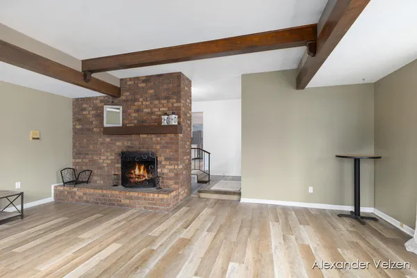 $329,900 | 1532 Andover Street Southwest, Wyoming, MI 49509