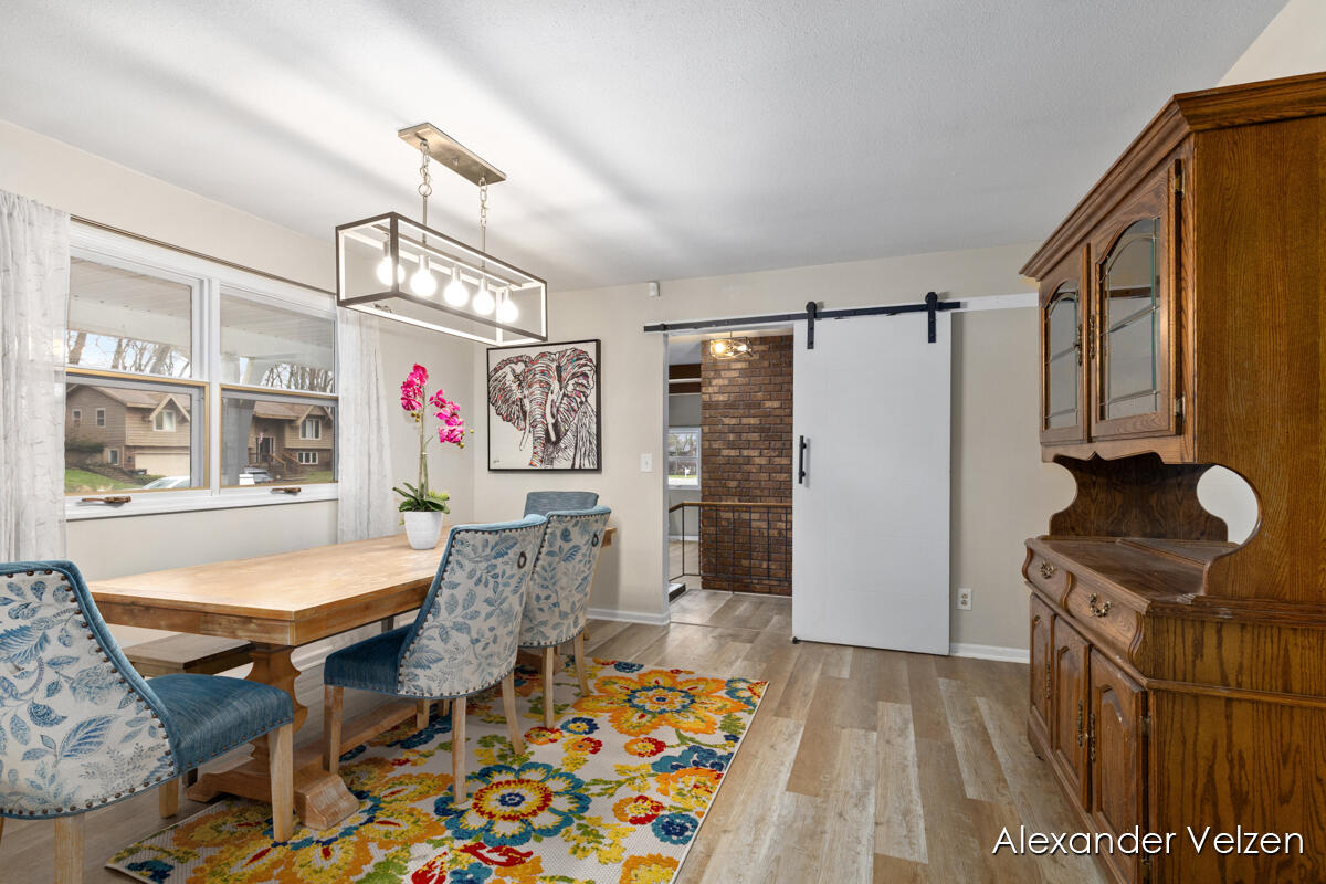 1532 Andover Street Southwest Wyoming, MI 49509 - Photo 7 of 34 IMG_1009