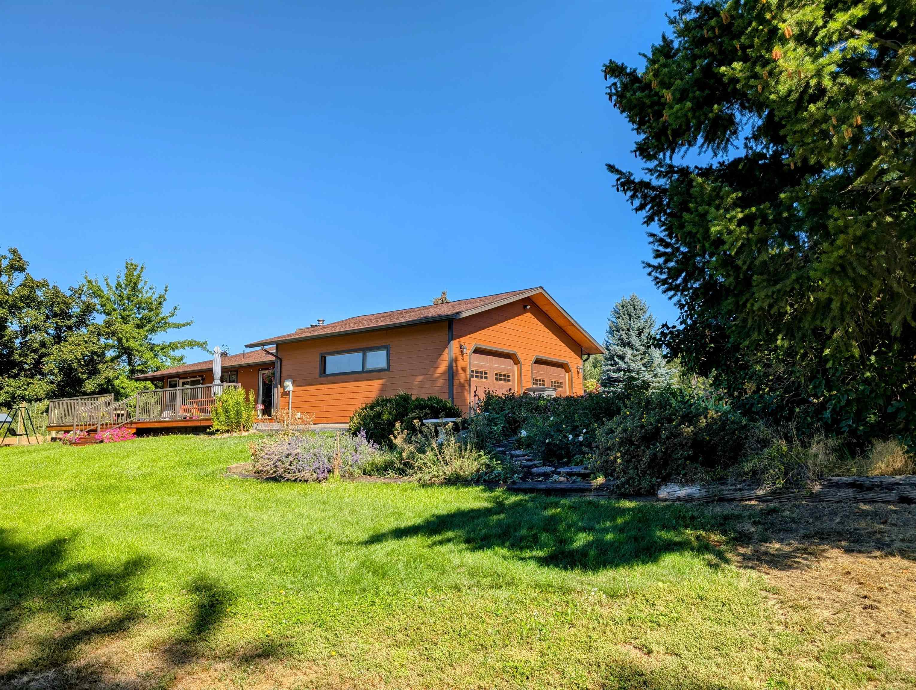 4738 Price Road Clayton, WA 99110 - Photo 2 of 50
