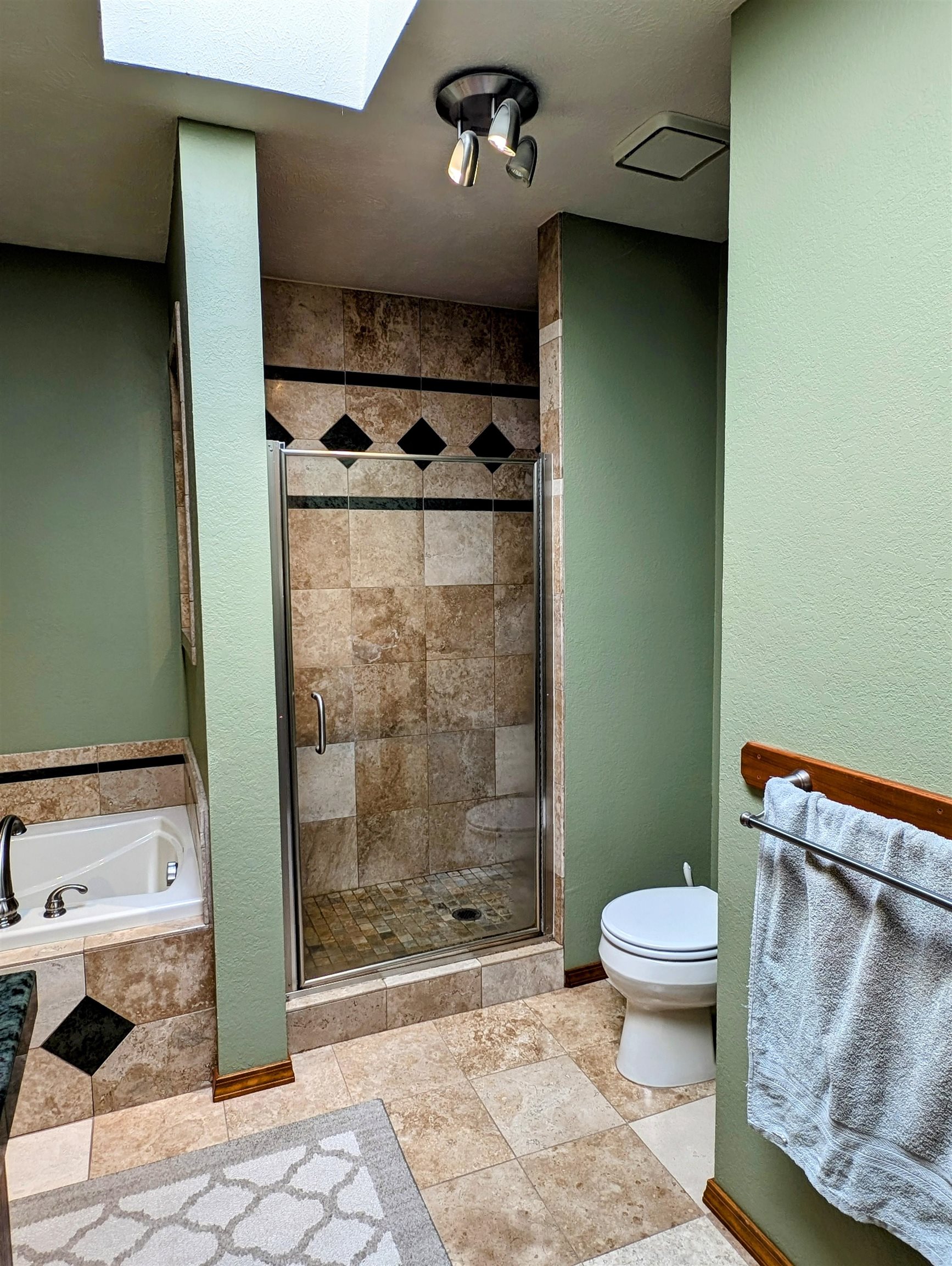 4738 Price Road Clayton, WA 99110 - Photo 27 of 50