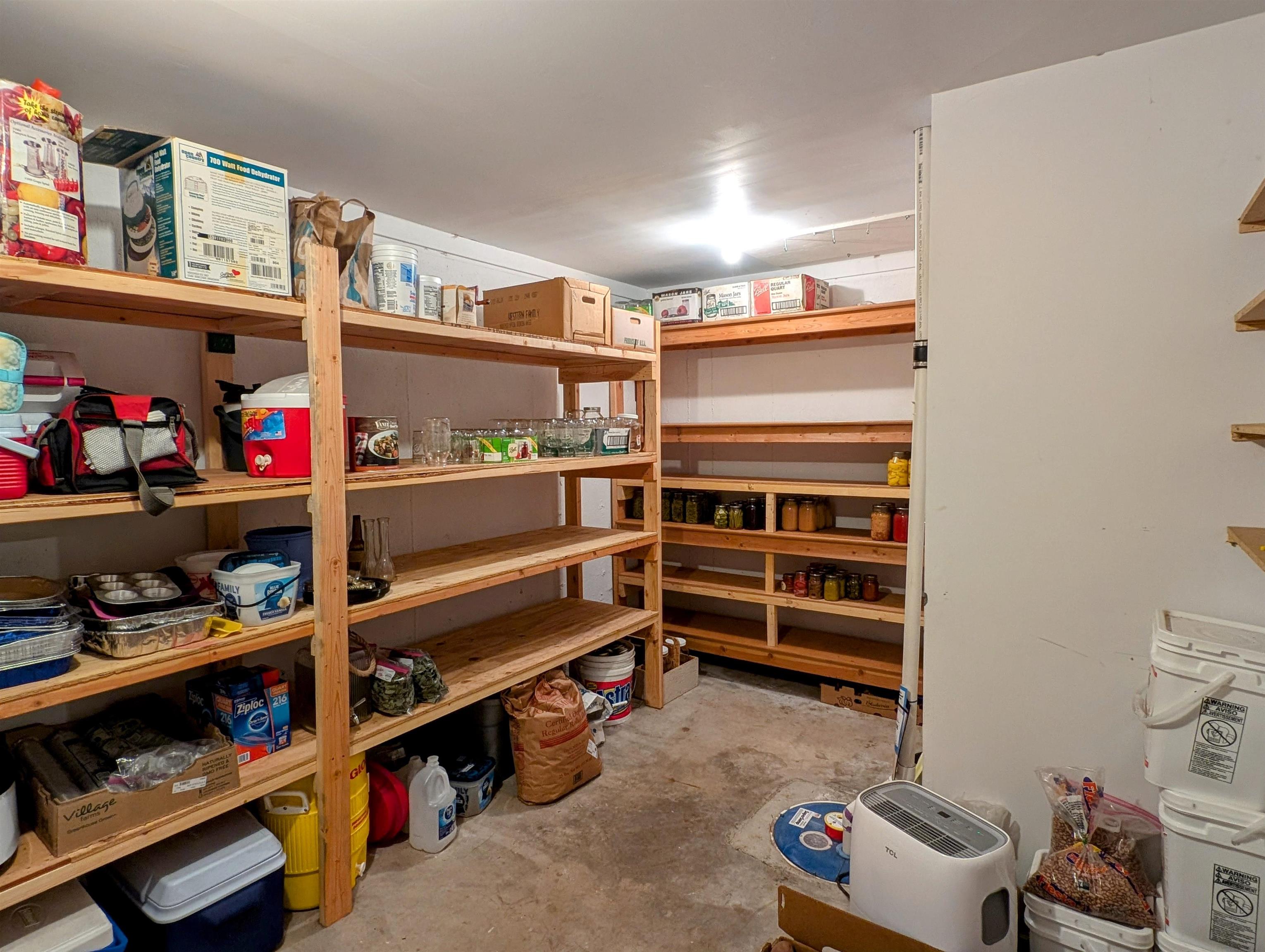 4738 Price Road Clayton, WA 99110 - Photo 30 of 50