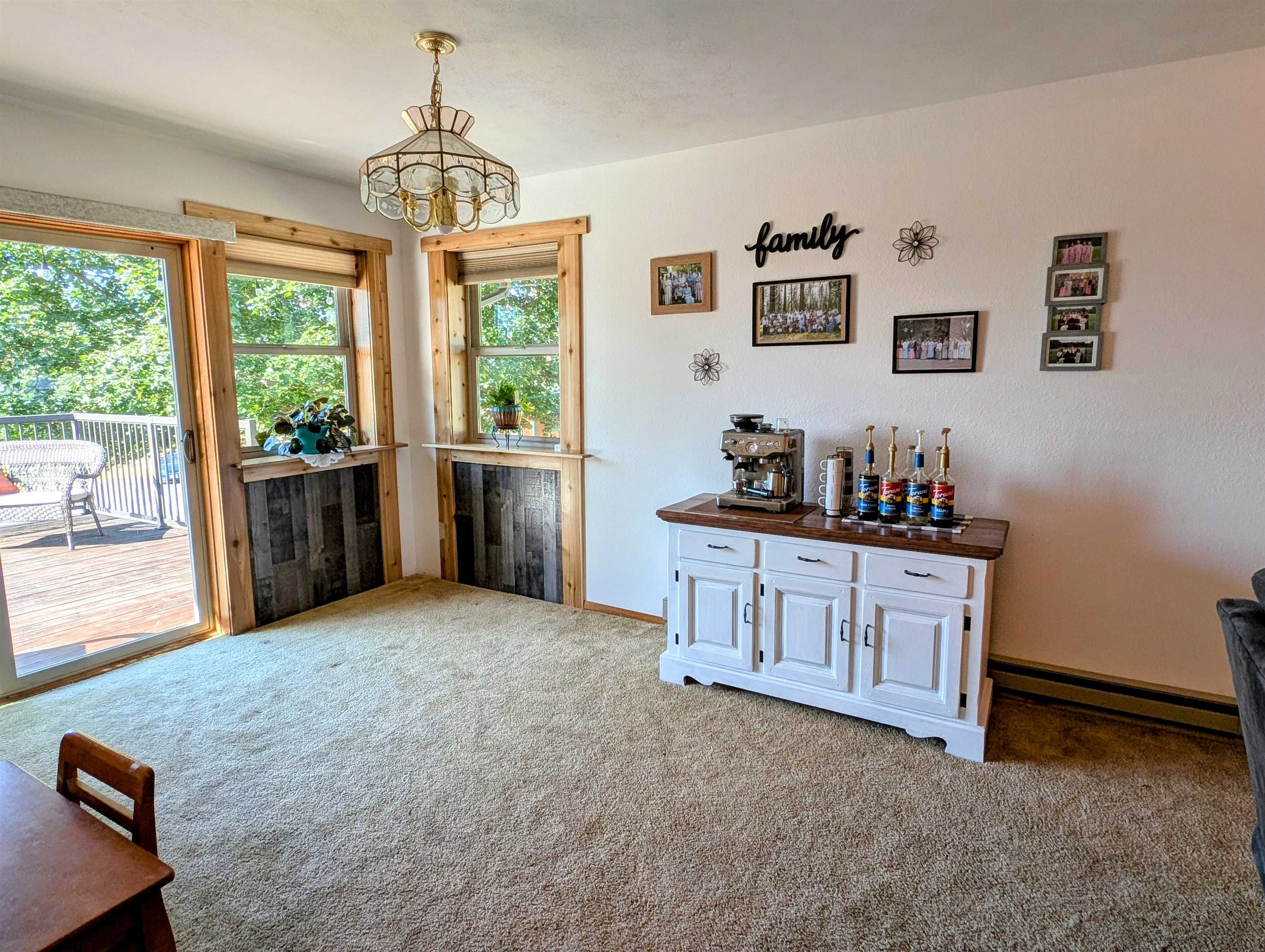 4738 Price Road Clayton, WA 99110 - Photo 10 of 50