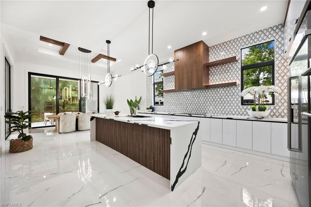 135 7th Street North Naples, FL 34102 - Photo 11 of 50