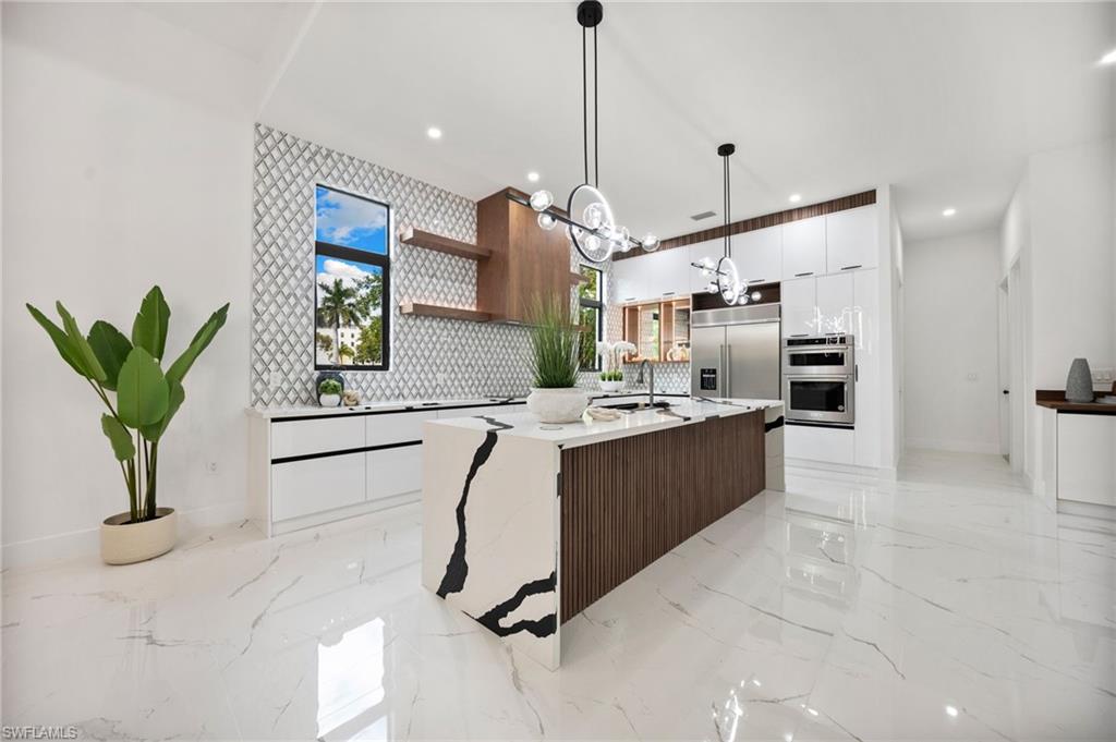 135 7th Street North Naples, FL 34102 - Photo 12 of 50