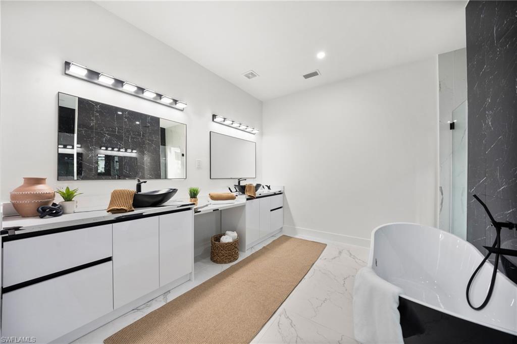 135 7th Street North Naples, FL 34102 - Photo 21 of 50