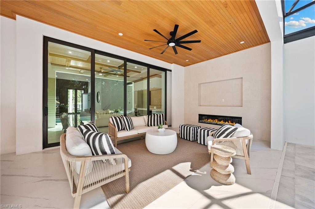 135 7th Street North Naples, FL 34102 - Photo 27 of 50