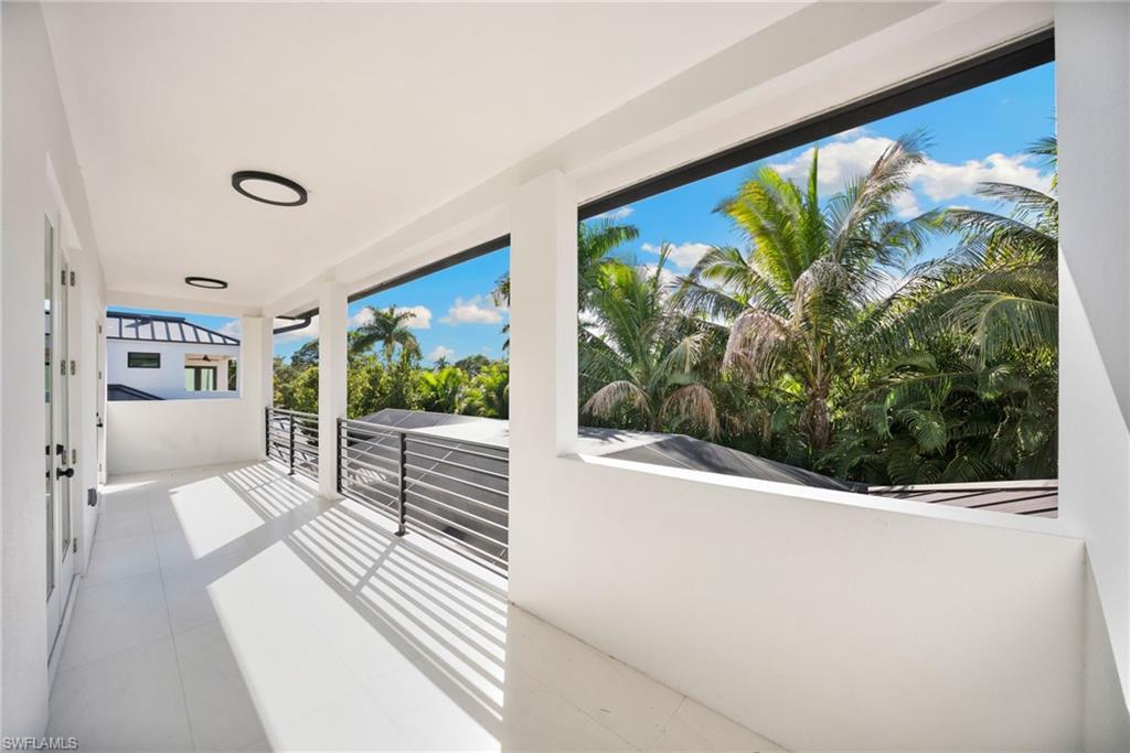 135 7th Street North Naples, FL 34102 - Photo 31 of 50