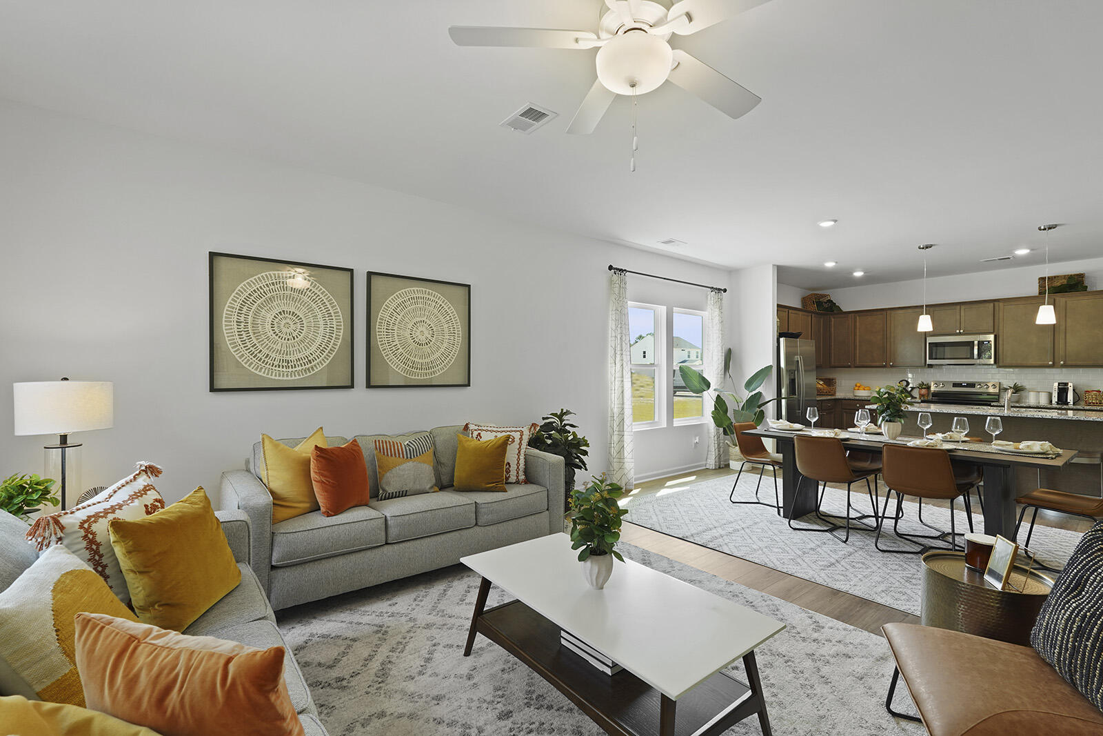 83 Par Three Court Manning, SC 29102 - Photo 4 of 23 Great Room 2