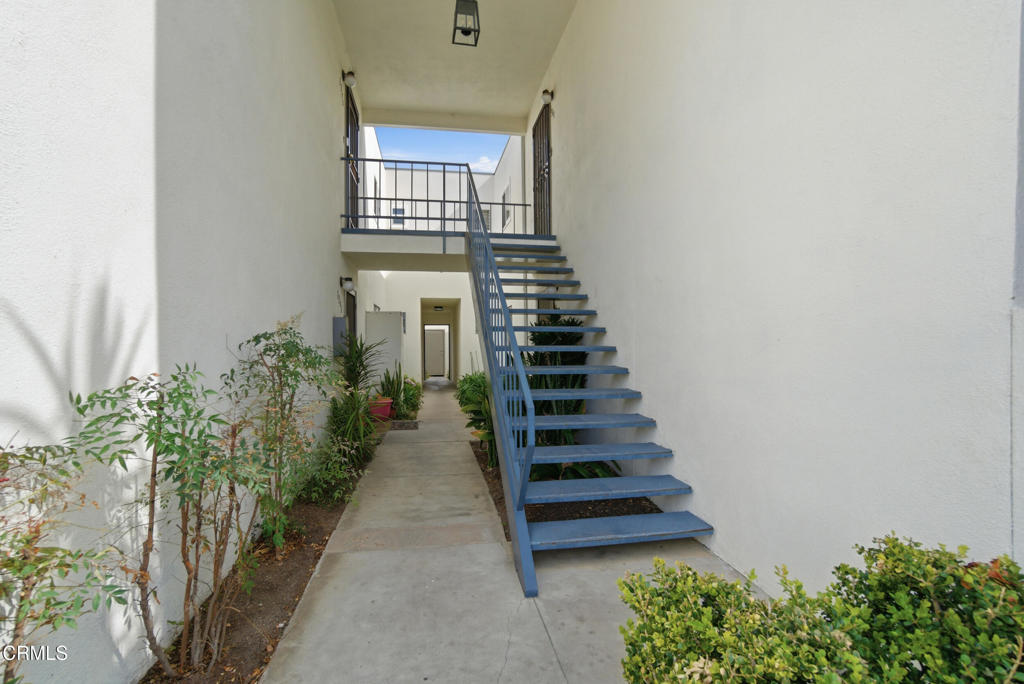 1341 Edgewood Way, Unit 23 Oxnard, CA 93030 - Photo 4 of 39
