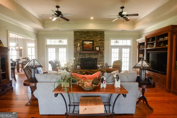 $949,900 | 3600 Thompson Pond Road, Tarrytown, GA 30470