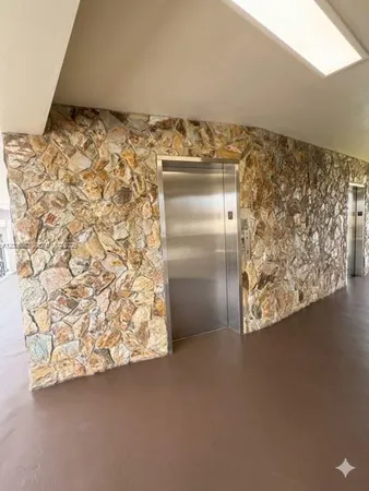 $199,000 | 1530 Northeast 191st Street, Unit 305, Miami, FL 33179