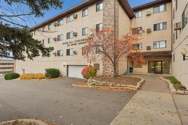 $125,000 | 221 Grand Avenue West, Unit 306, South St. Paul, MN 55075