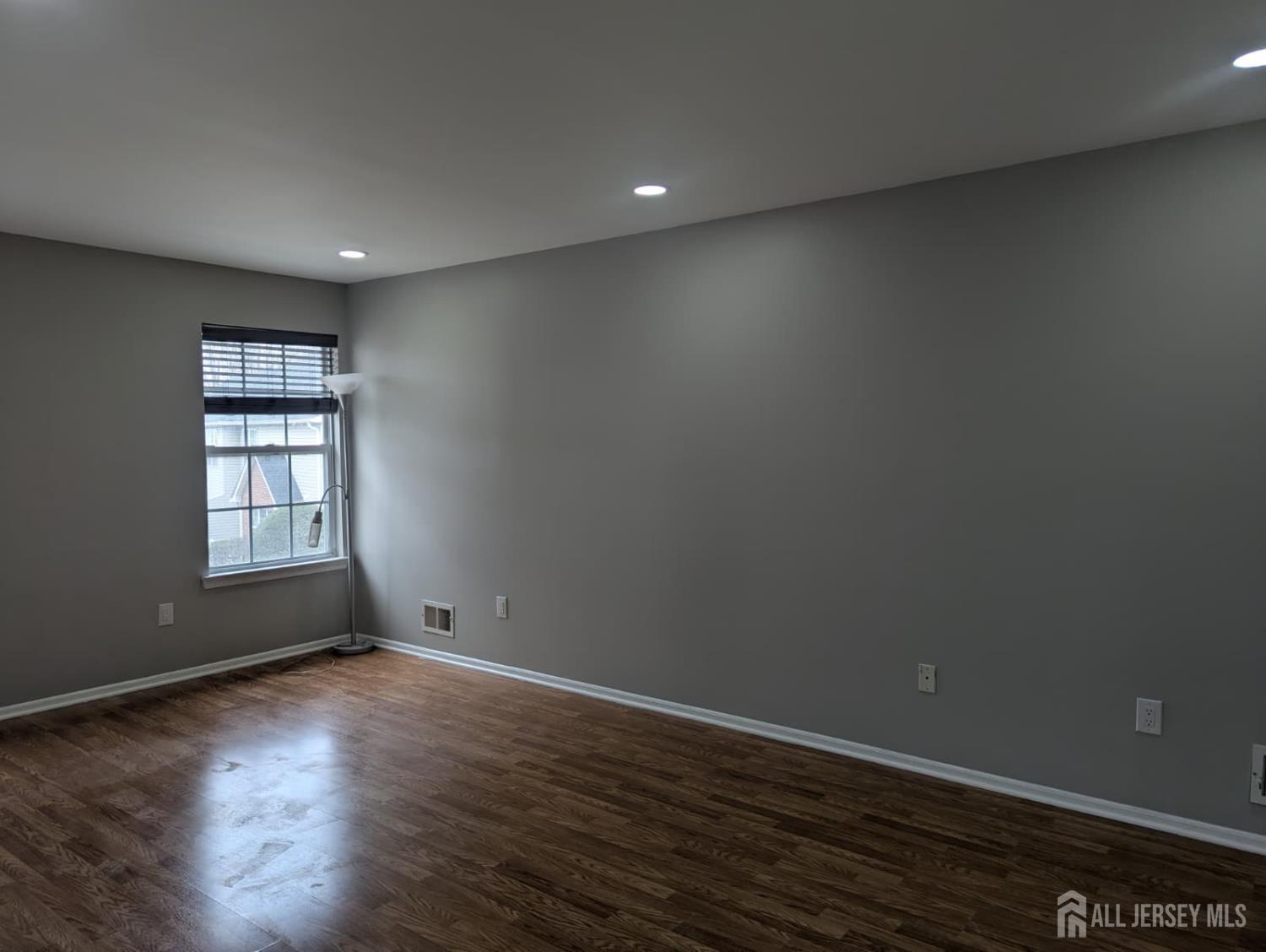 259 Retta Court Piscataway, NJ 08854 - Photo 17 of 20