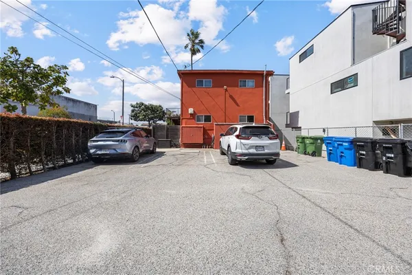 $2,200,000 | 502 Westminster Avenue, Venice, CA 90291