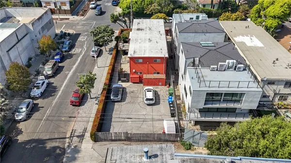 $2,200,000 | 502 Westminster Avenue, Venice, CA 90291