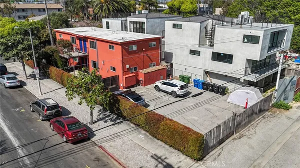 $2,200,000 | 502 Westminster Avenue, Venice, CA 90291